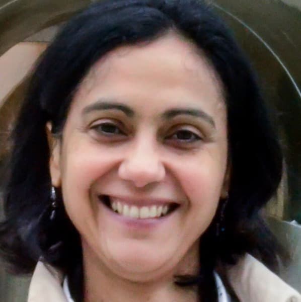 Dra. Sara Cunha